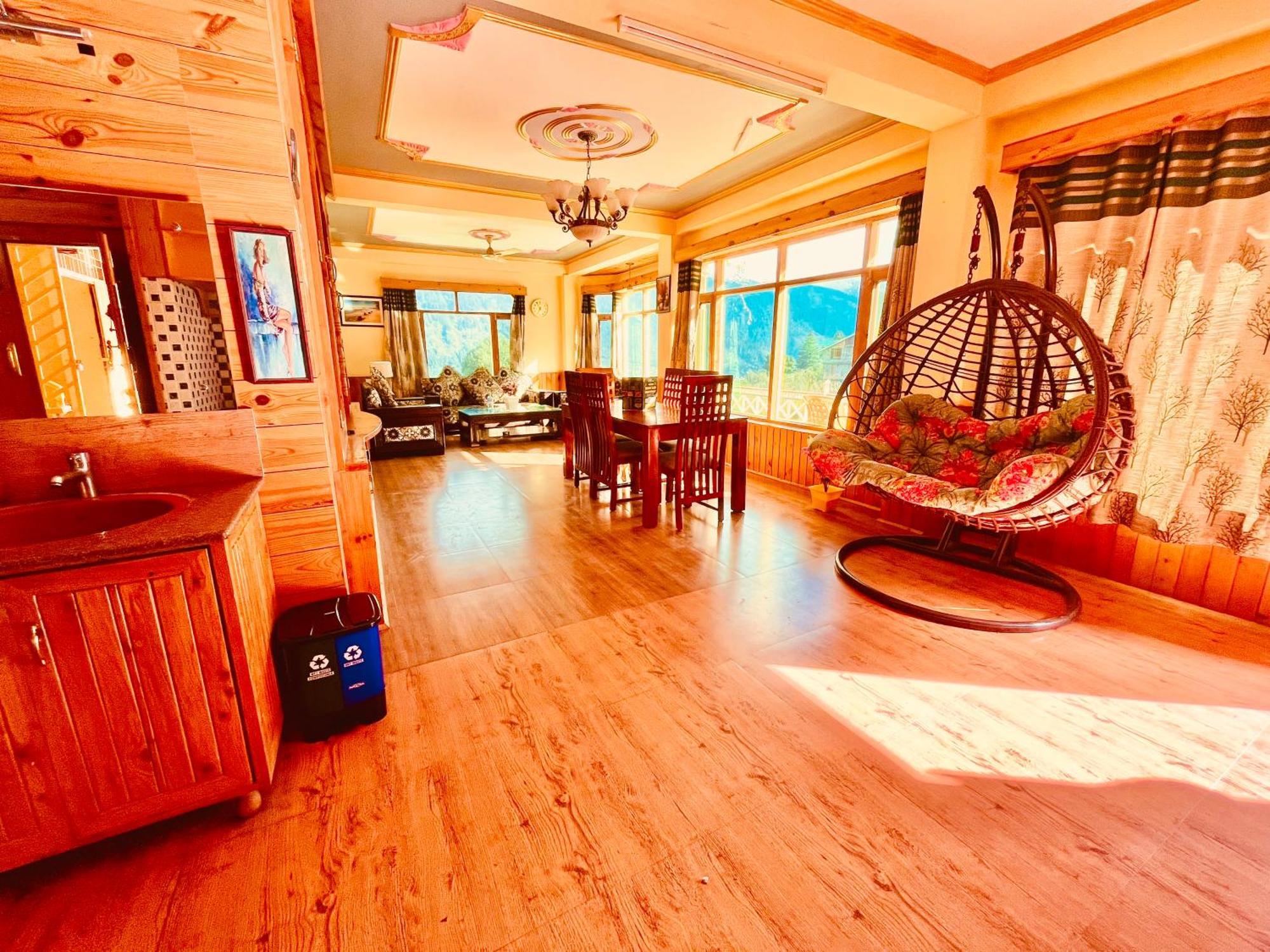 Woods Villa Cottage, Manali Exterior foto